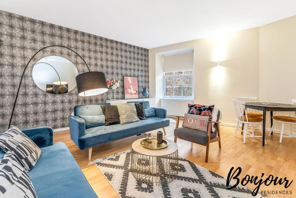 Spacious 2Br-2Ba - Grassmarket - Free Parking By Bonjour Residences Edinburgh Eksteriør bilde