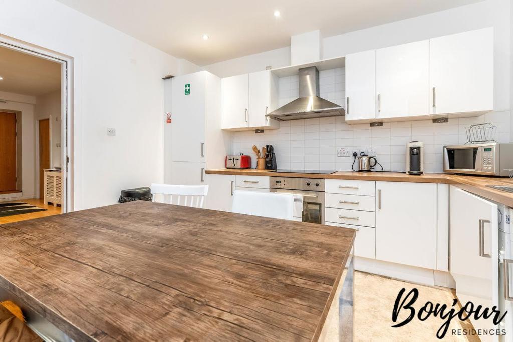 Spacious 2Br-2Ba - Grassmarket - Free Parking By Bonjour Residences Edinburgh Eksteriør bilde