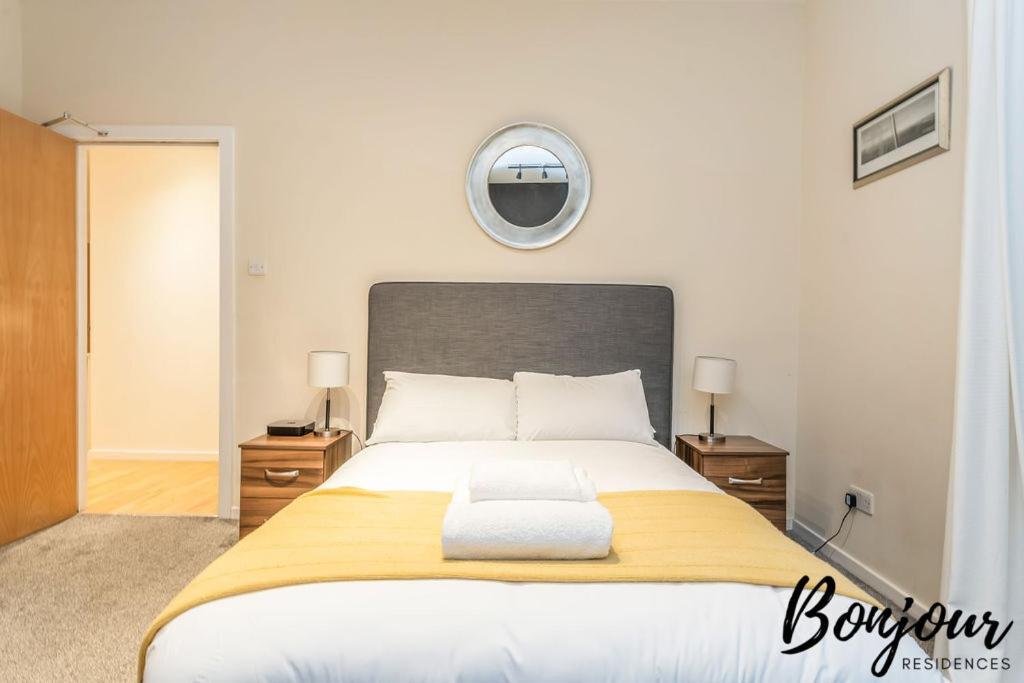 Spacious 2Br-2Ba - Grassmarket - Free Parking By Bonjour Residences Edinburgh Eksteriør bilde