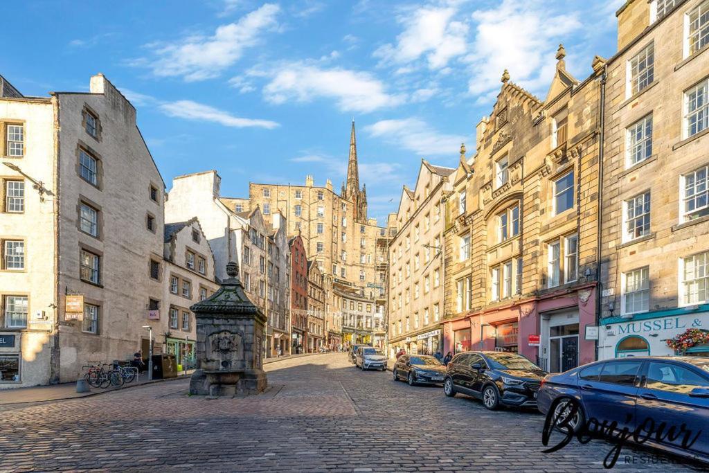 Spacious 2Br-2Ba - Grassmarket - Free Parking By Bonjour Residences Edinburgh Eksteriør bilde