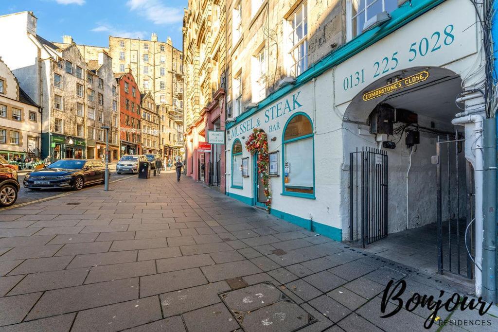 Spacious 2Br-2Ba - Grassmarket - Free Parking By Bonjour Residences Edinburgh Eksteriør bilde